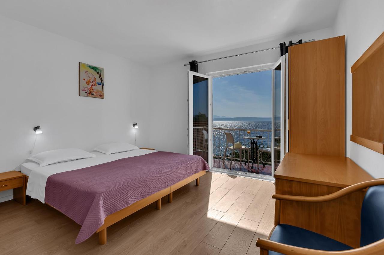 Apartments By The Sea Podgora, Makarska - 2596 Esterno foto
